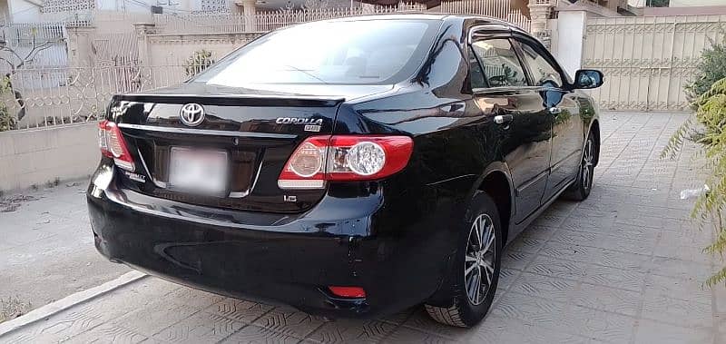 Toyota Corolla GLI 1.6 2013 12