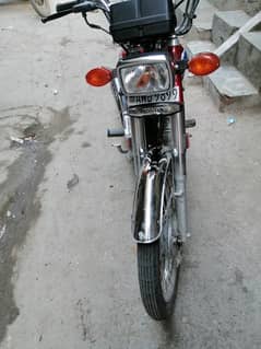 selling Honda 125