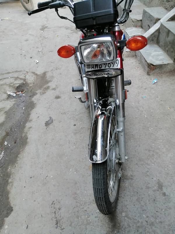 selling Honda 125 0