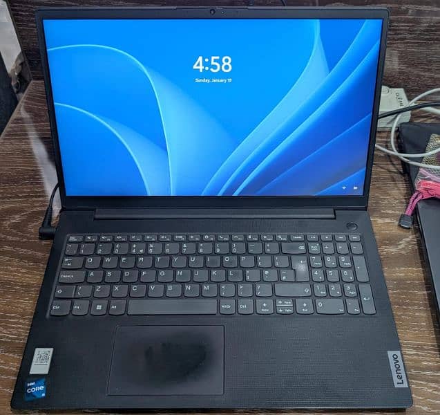 Lenovo V15 G2-ITL Laptop Core i5, 11th Gen intel 0