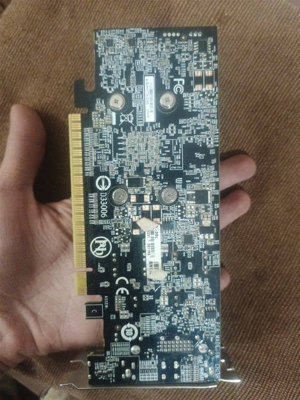 Gtx 1050 2GB Gigabyte 1