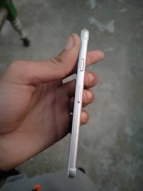 IPhone 6s 64gb PTA APROVED 5