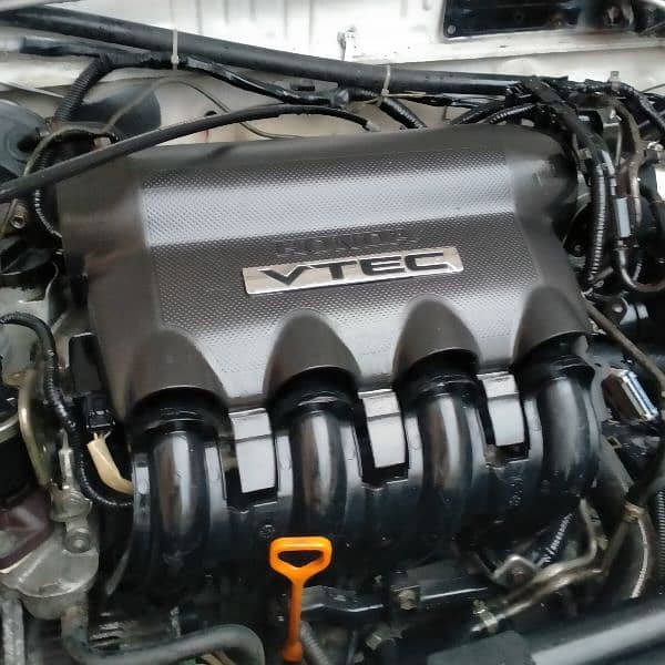 KIA Pride 1997 engine conversion city 8 plug . milage 18-20 km/ litre 4