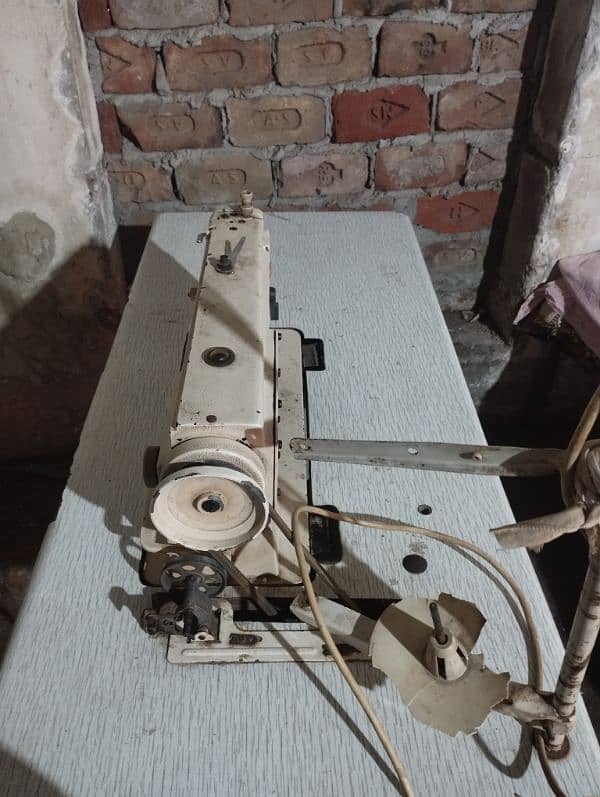 Juki sweing machine used working condition 8/10 6