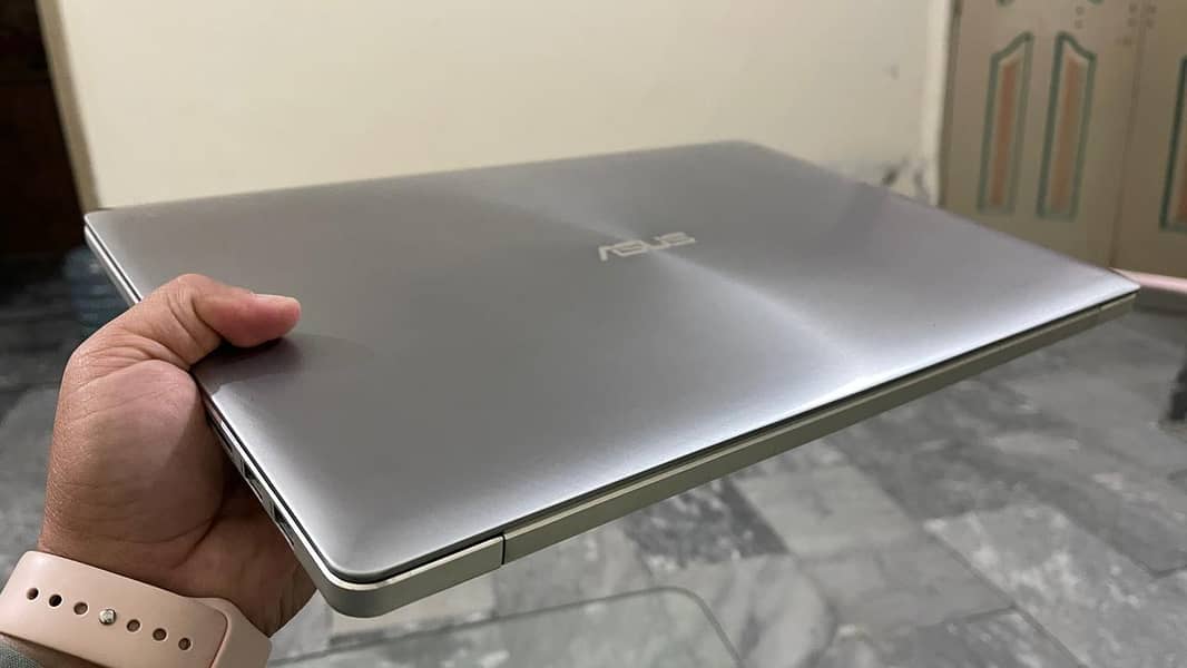 ASUS Zenbook pro for sale 2