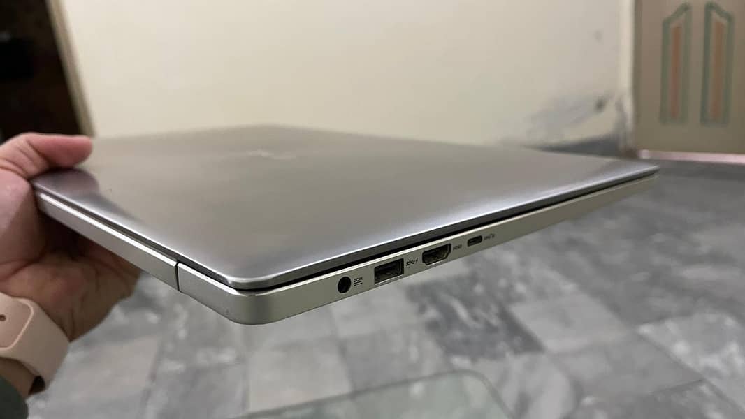 ASUS Zenbook pro for sale 3