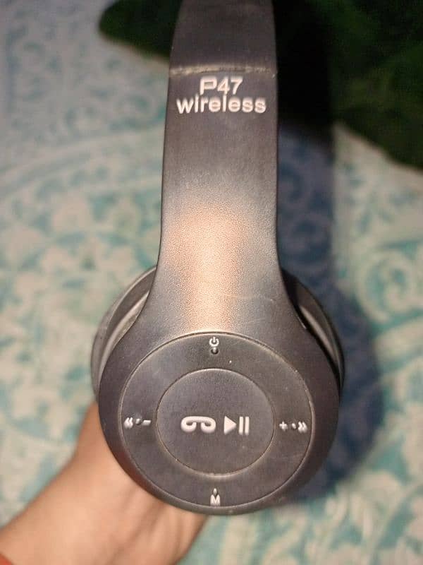 P47 Wireless HeadPhone With Awesome Sound Quality 0