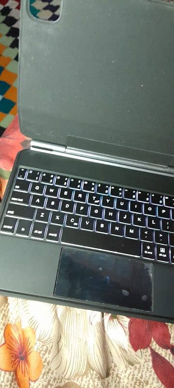 Apple IPAD 11 Magic Keyboard 5