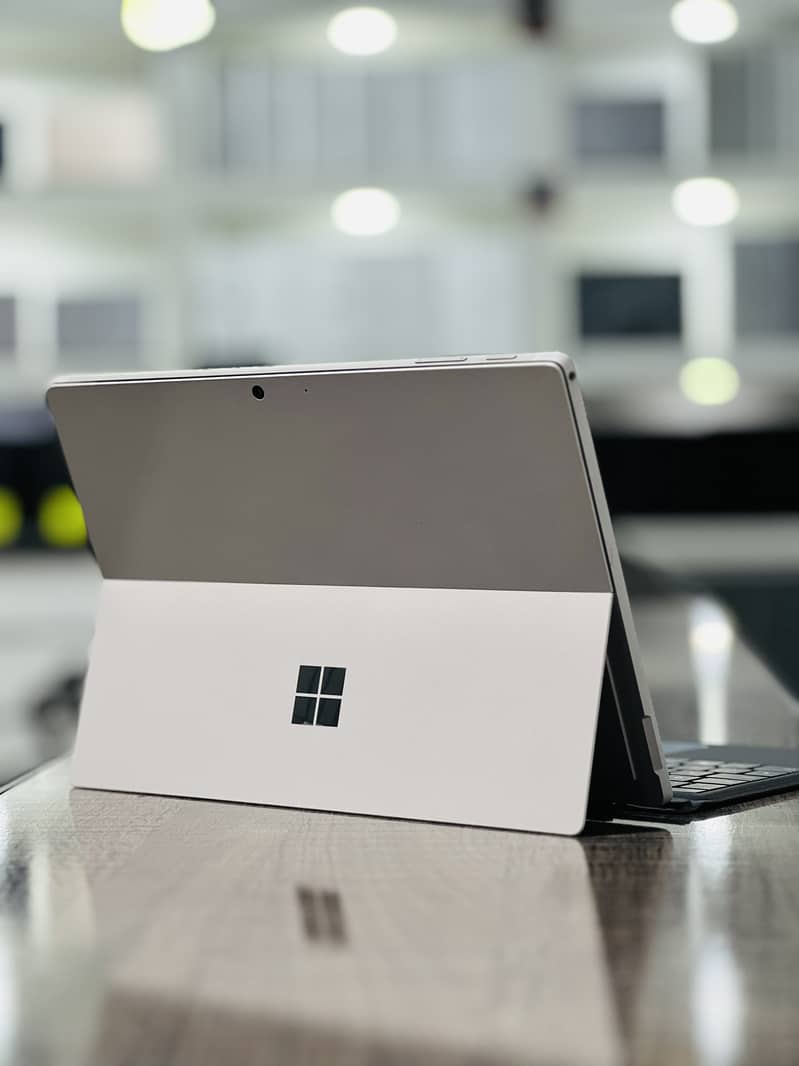 Microsft Surface PRO 7 - I5 10th Gen 2