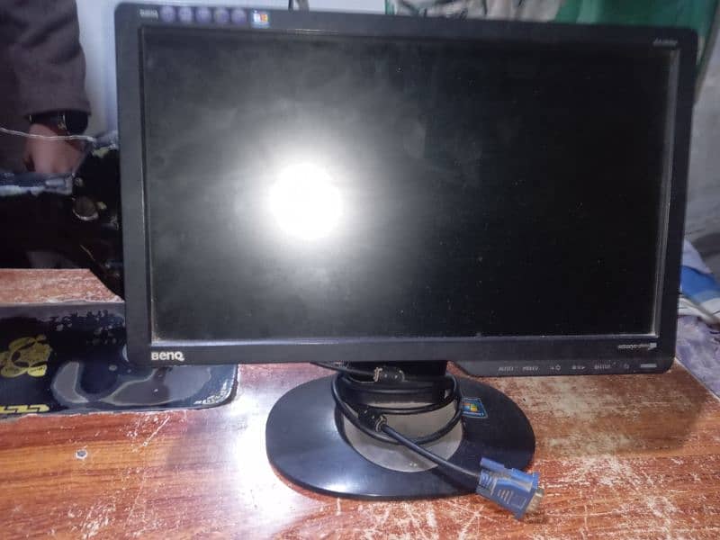 BenQ monitor LCD 15 inach far sale urgent 0