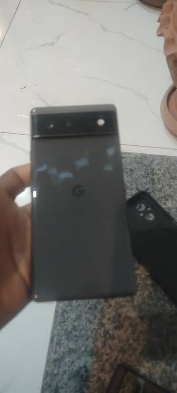 I'm selling my phnoe google pixel 6 (6/128) 2