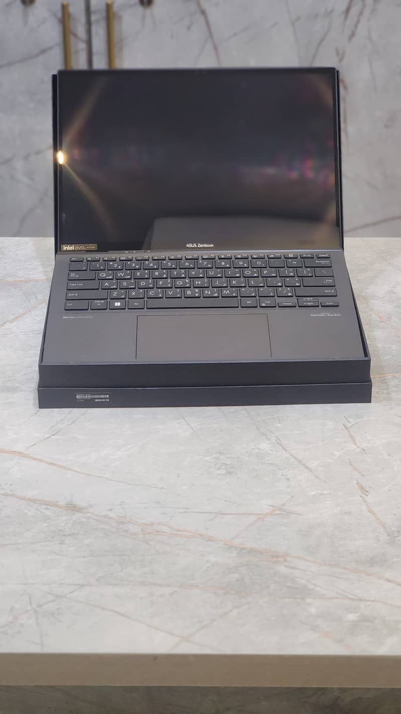 ASUS Zenbook DUO (2024) UX8406 Core Ultra 7 16GB/1TB 3K OLED Mac Xps 19