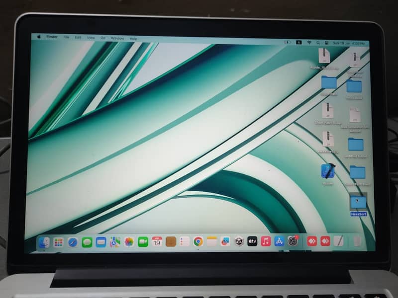 MACBOOK PRO 2015 FOR SELL 6