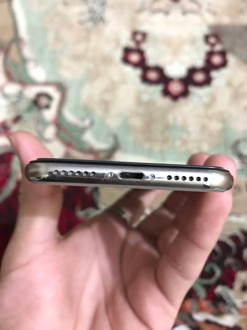 Apple iPhone X 2