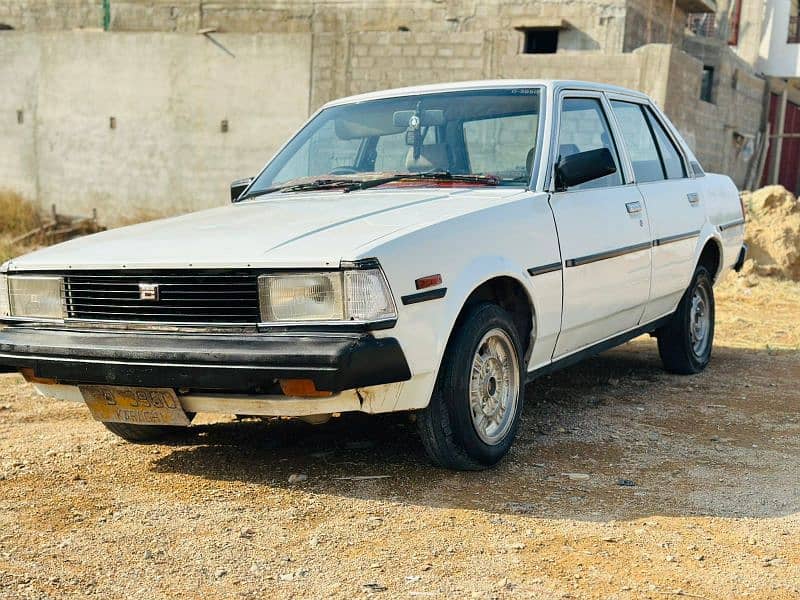 Toyota Corolla 1983 9