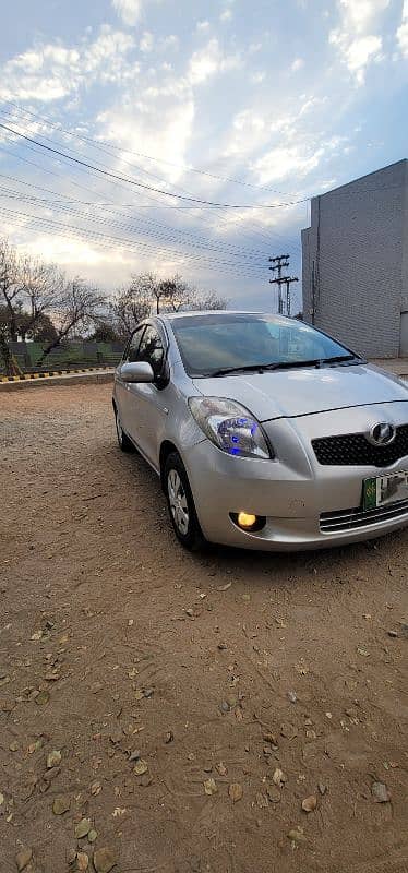 Toyota Vitz 2007 1