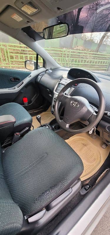 Toyota Vitz 2007 11