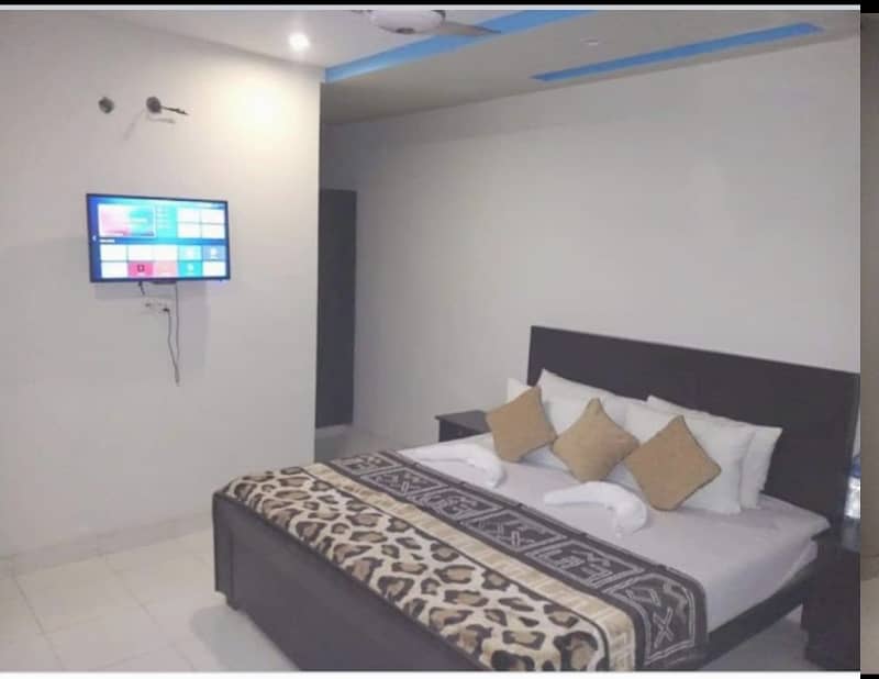 100% commercial Running business 16 furnished room best for hotel guest house clinic etc 36