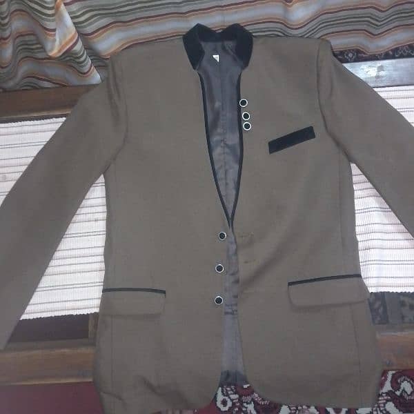 kids/Early teen pent coat two piece best quality 2 times used 0