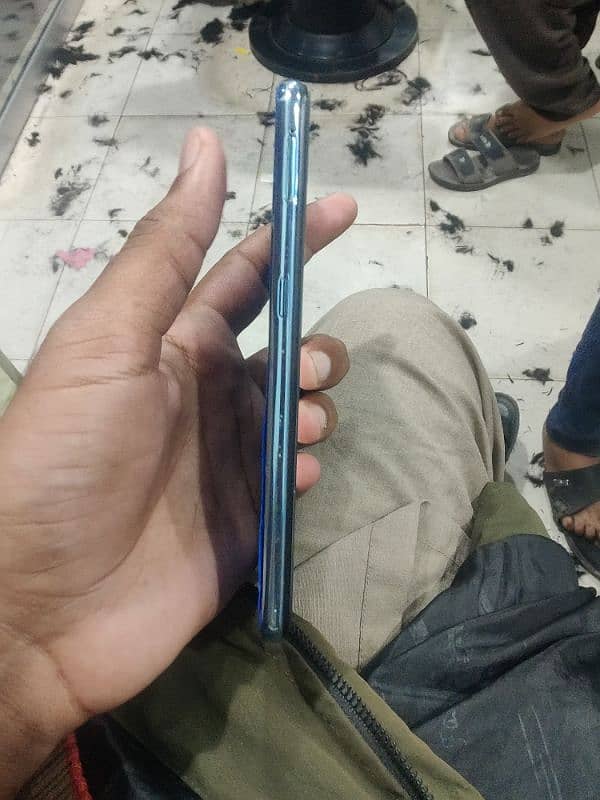 vivo s 1.8/256 gb. exchange possible sath cash doga 0