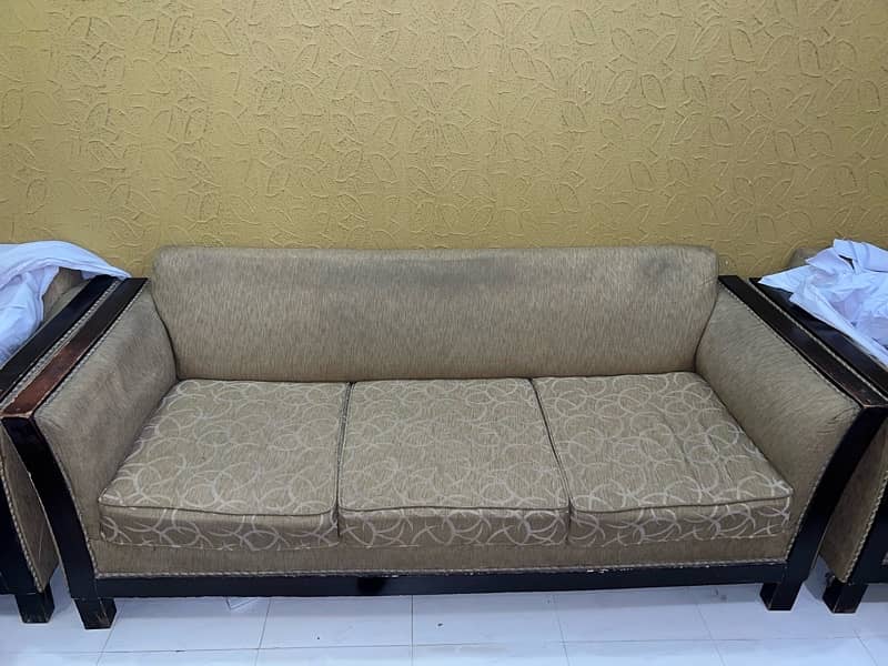 Complete Sofa Set - 1 Three-seater + 2 Single-seaters 0