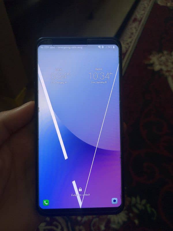 lg v30 good condition 1