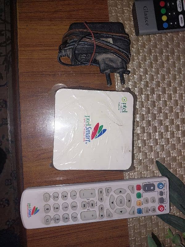 Tv Box PTCL with remote 1