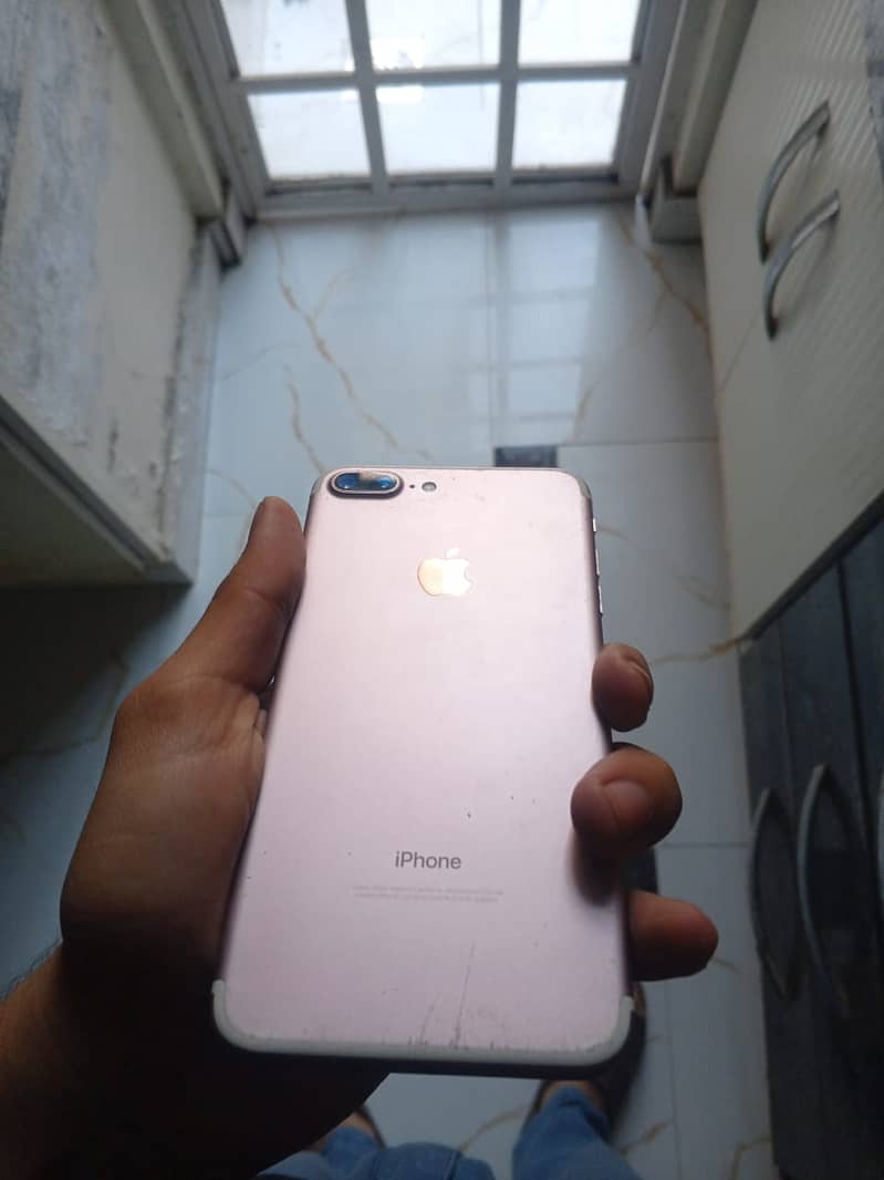 iPhone 7plus 128GB NON PTA 1