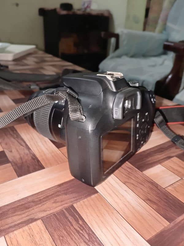 CAMERA LIKE A BRAND NEW BUT USED ON SOME SPECIFIC EVENTS 3