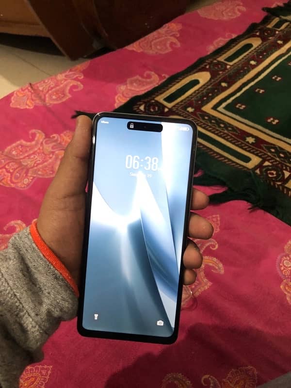 infinix Hot 40 1