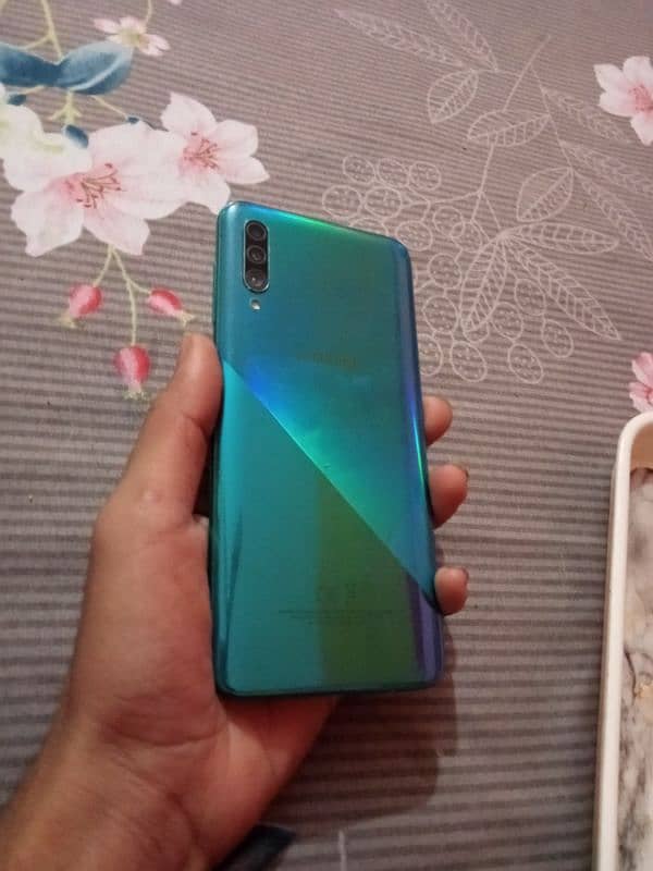 Samsung Galaxy a30s 0