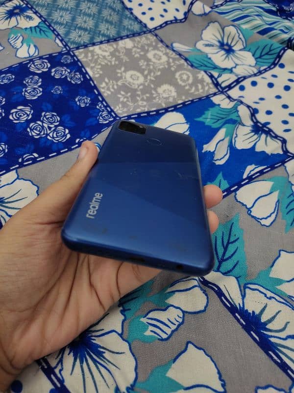 Realme C12 in good condition 7