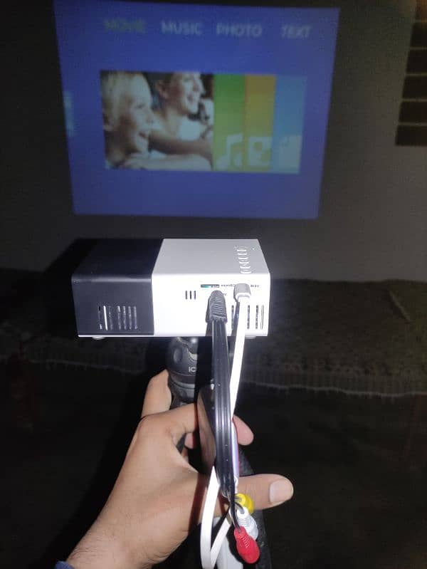 lcd tv mini projector 32inch to 55 inch display fix price 7500 3