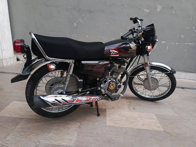 Honda 125 Kickstart 2024 Model Like Brand New 7