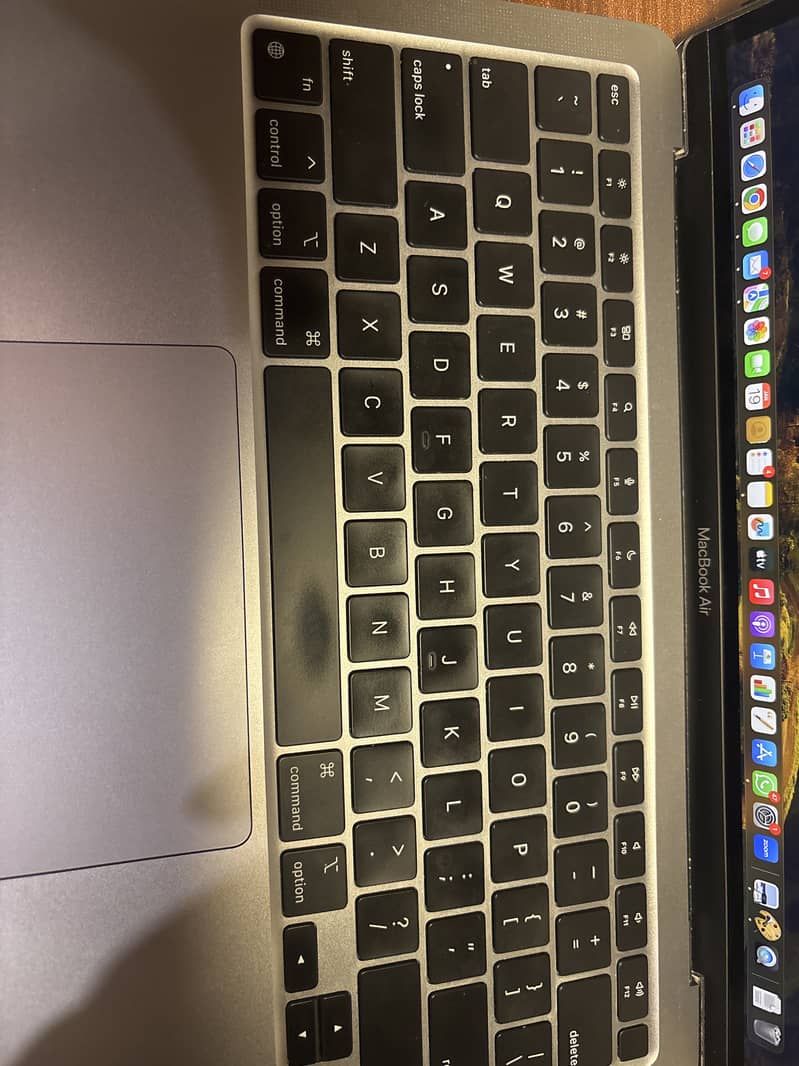 MacBook Air M1 8GB 256GB 2