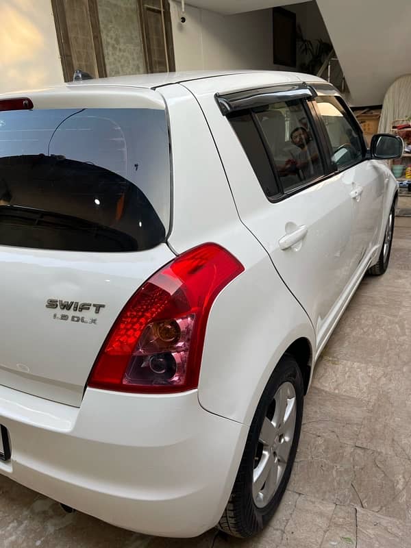 Suzuki Swift 2015 4