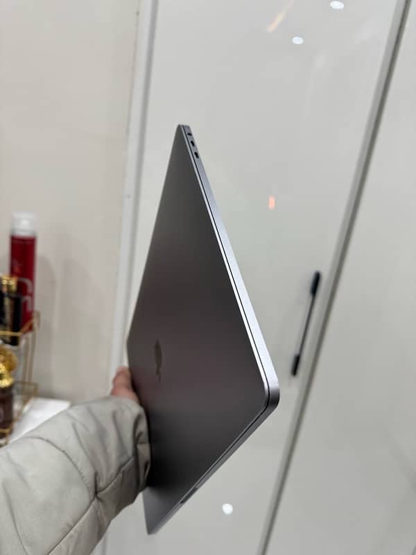 Macbook Pro 2017 Core i7 2