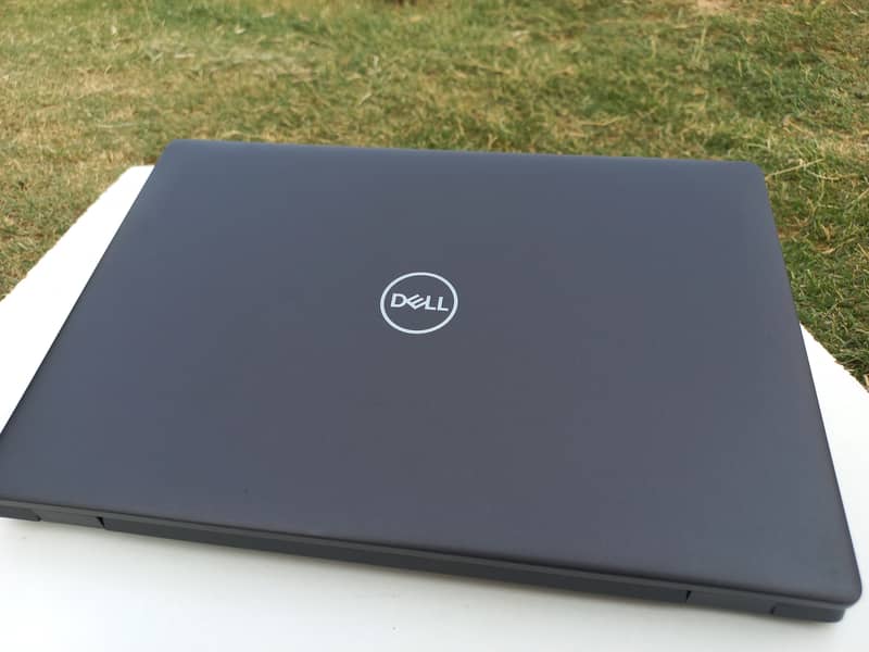 dell 5400 2020 model core i5 8th gen 8gb ram 256gb ssd narrow bezel 1