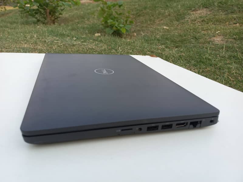 dell 5400 2020 model core i5 8th gen 8gb ram 256gb ssd narrow bezel 12