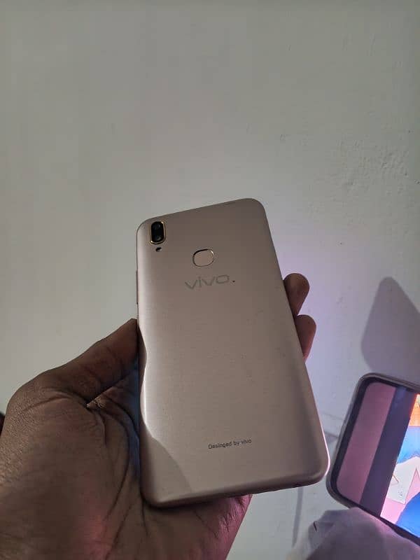 Vivo Y85A 3