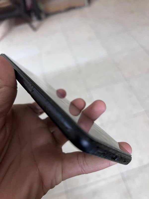 I am selling Google pixel 4A 5G 5