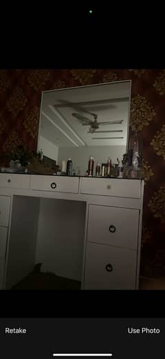 bedroom vanity