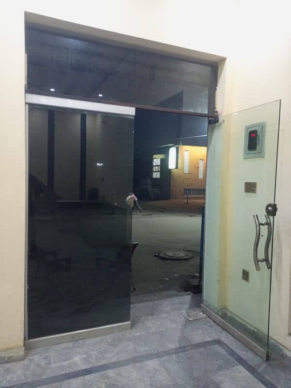 Glass door 2 PCs with Upper single pcs 3