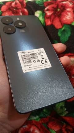 iTel A70  4/256gb