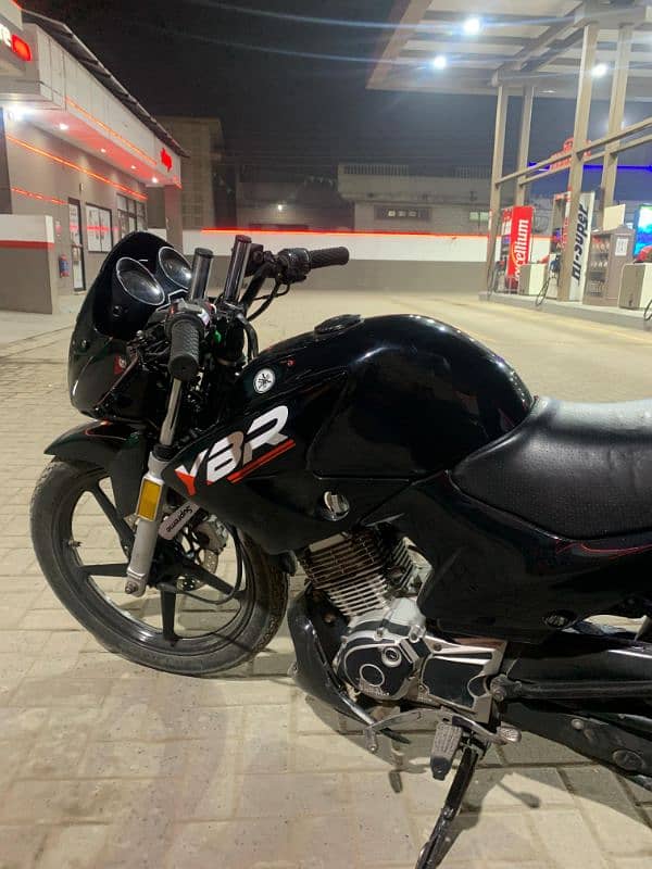 Yamaha YBR 125 model 2018 4