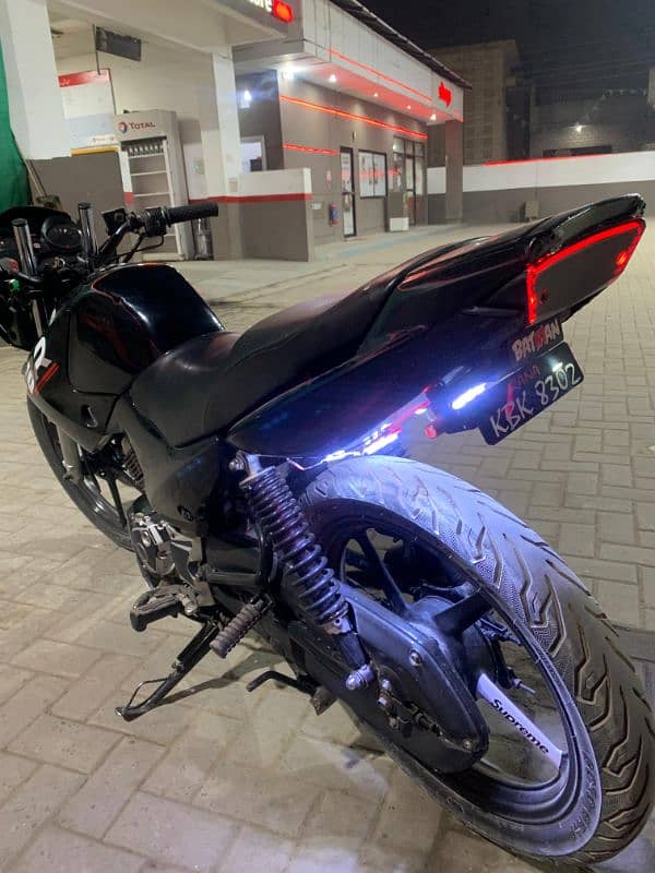 Yamaha YBR 125 model 2018 5