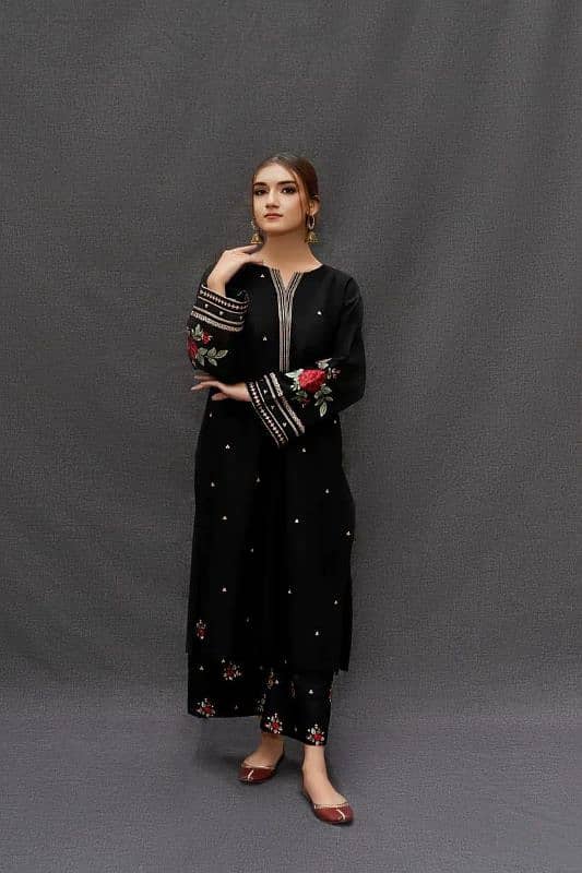 3 Pcs Women's Unstiched Dhanak Embroidered Suit 1