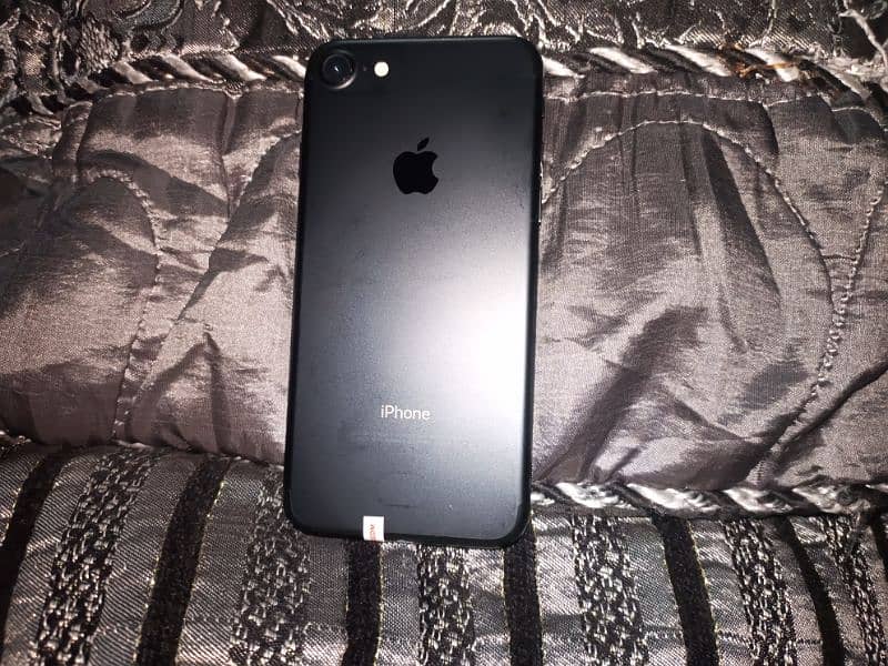 Iphone 7 128 GB 0324-4493654 2