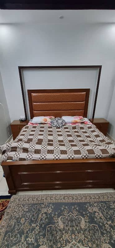 King Size bed for sale 0