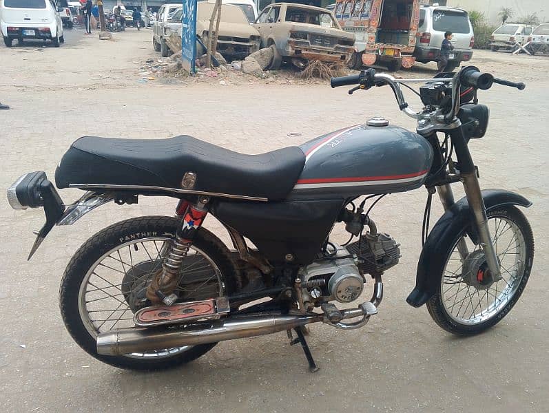 Hi speed 70cc Islamabad number first owner 6